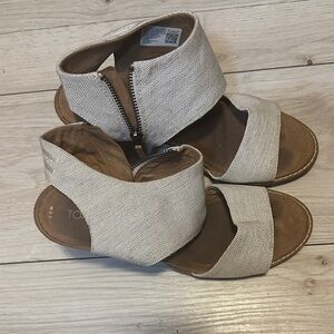 Toms Women's Tan Open-Toe Sandals